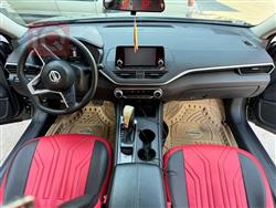 نيسان ألتيما